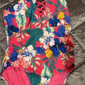 Cacique Tropical Floral Swimsuit